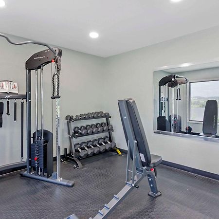 Suburban Studios Verona - Staunton North Exteriér fotografie